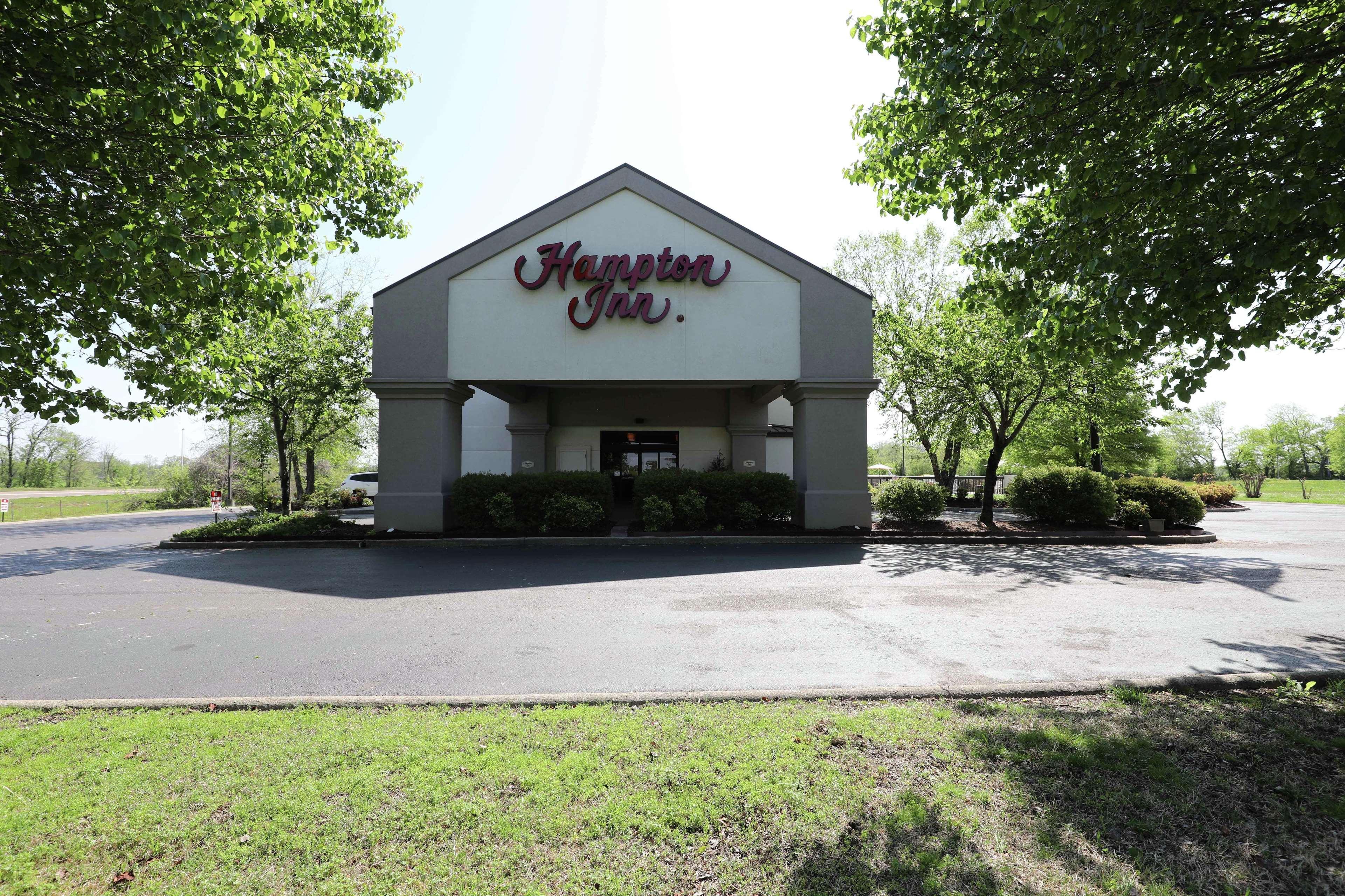 ハンプトン イン ダイアーズバーグ Dyersburg エクステリア 写真
